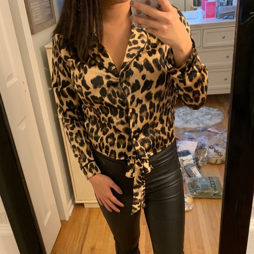 Boohoo petite satin Cheetah blouse